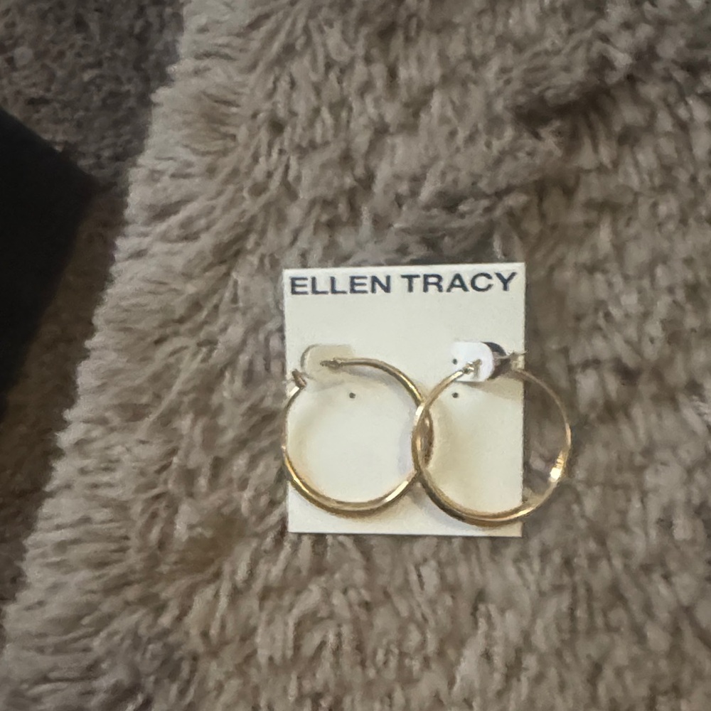 Ellen Tracy Classic Gold Hoop Earrings